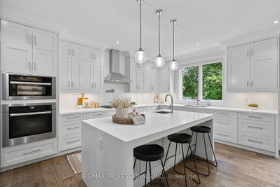 146 Thompson Avenue • Toronto, ON photo 5