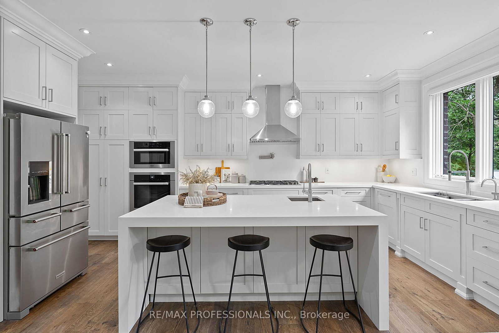 146 Thompson Avenue • Toronto, ON photo 6