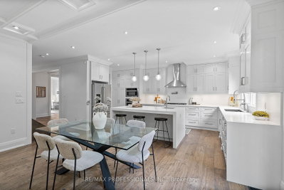 146 Thompson Avenue • Toronto, ON photo 9