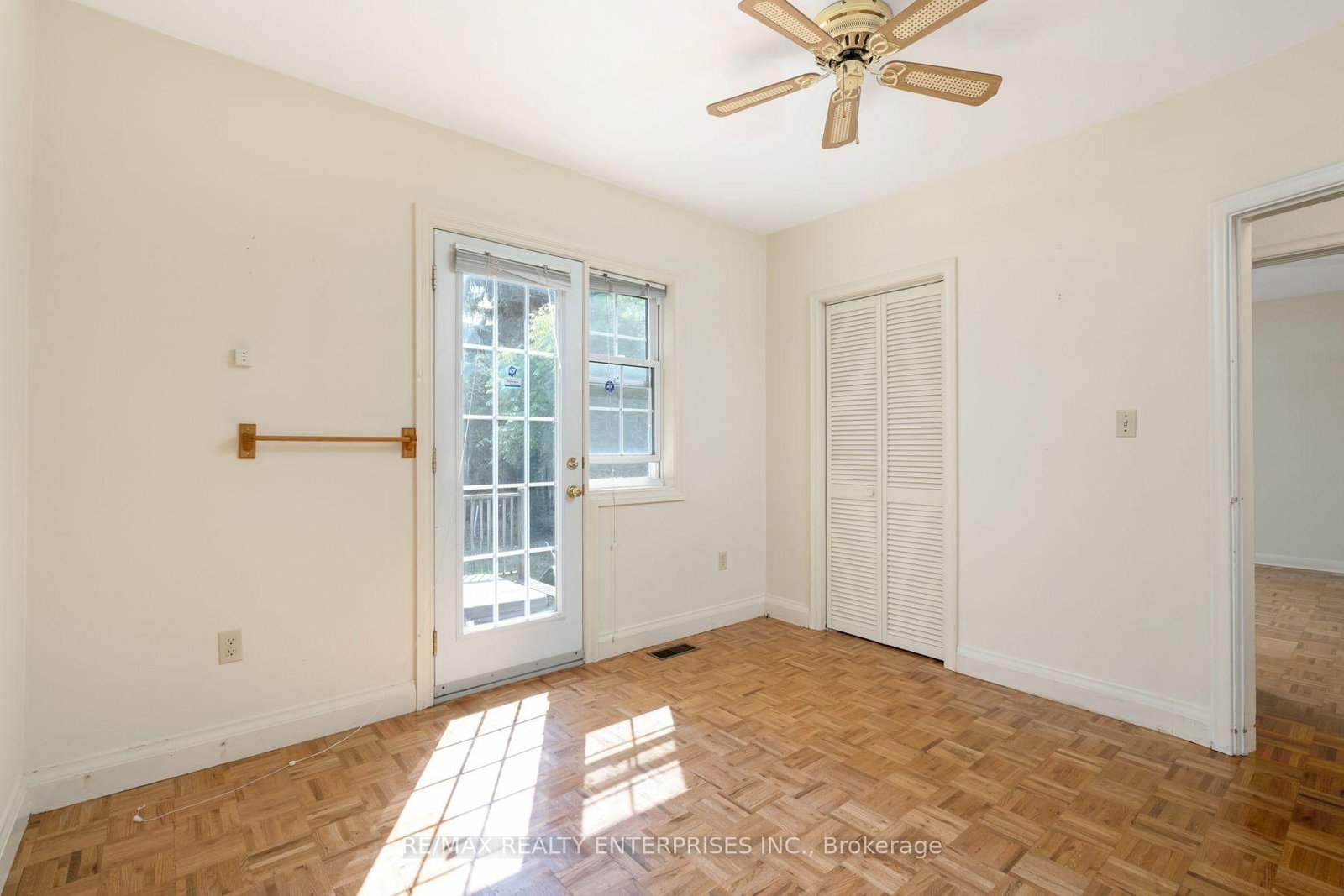 52 Briarwood Avenue • Mississauga, ON photo 15