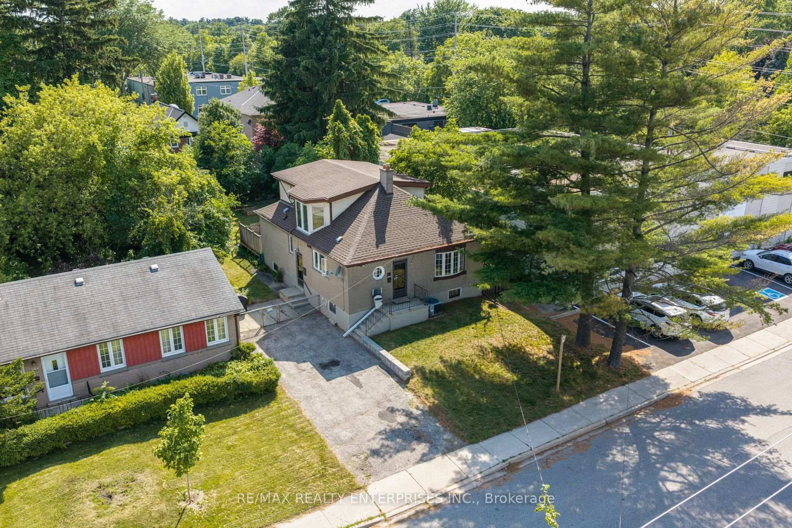 52 Briarwood Avenue • Mississauga, ON photo 31