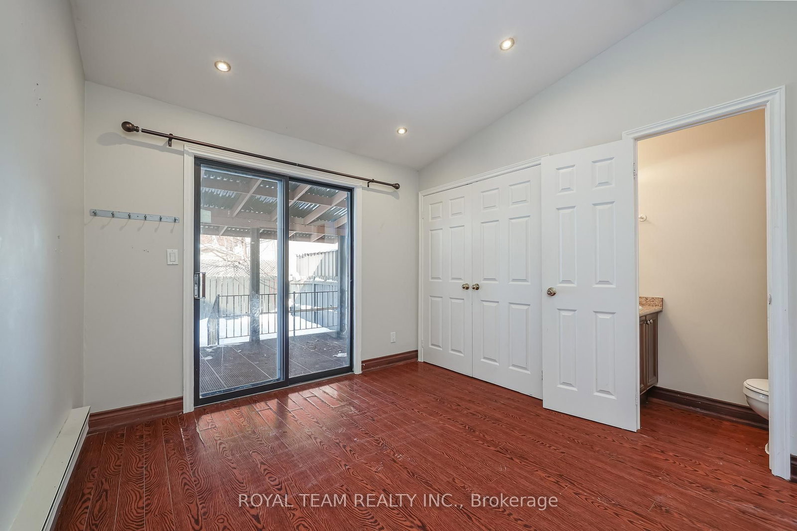 54 Maher Avenue • Toronto, ON photo 28