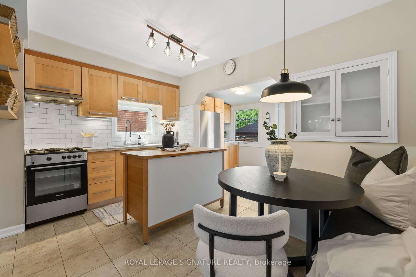 140 Prescott Avenue • Toronto, ON photo 19