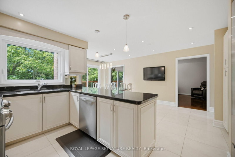 4594 Badminton Mississauga,ON L5M 3H6 — Photo 10