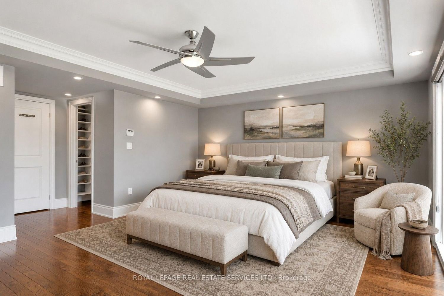 216 Rebecca Street • Oakville, ON photo 31