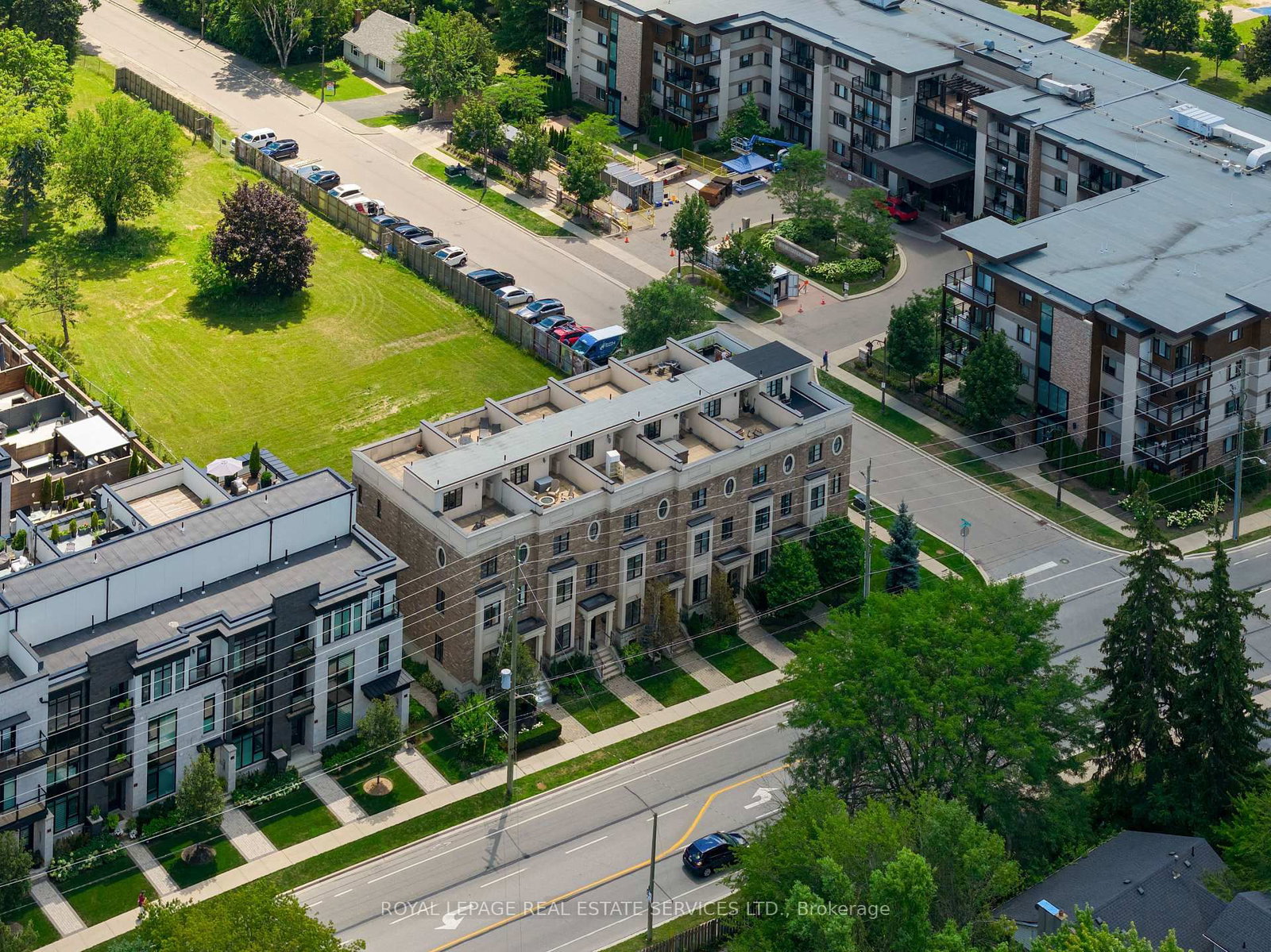 216 Rebecca Street • Oakville, ON photo 49