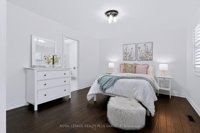 2097 Innkeeper Oakville,ON L6M 3A2 — Photo 34