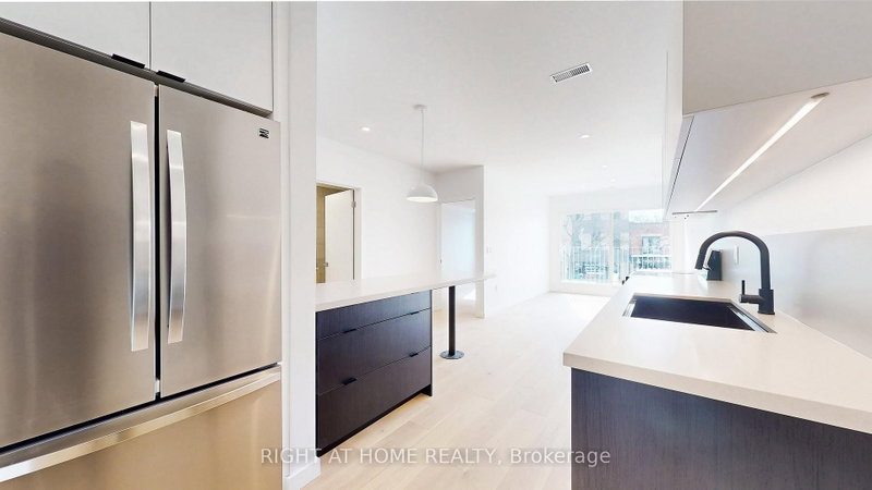 Unit 3 - 3122 Dundas Street W