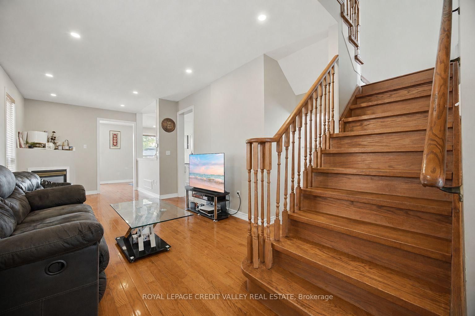7443 Russian Olive Close • Mississauga, ON photo 20