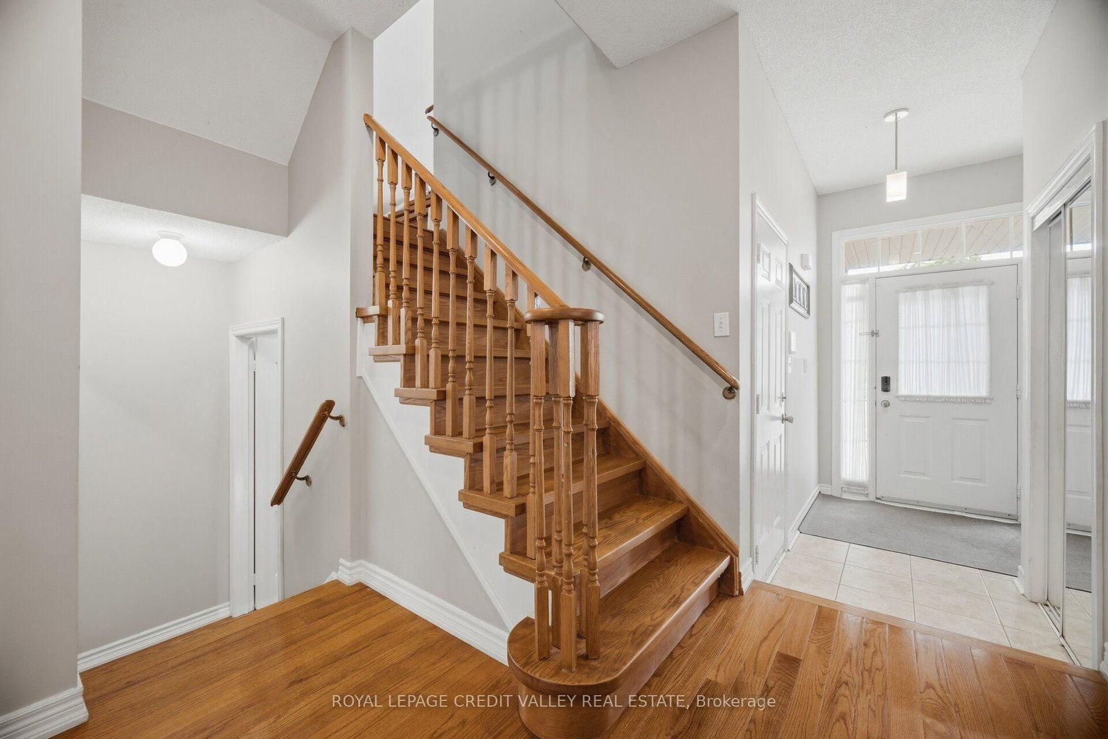7443 Russian Olive Close • Mississauga, ON photo 35