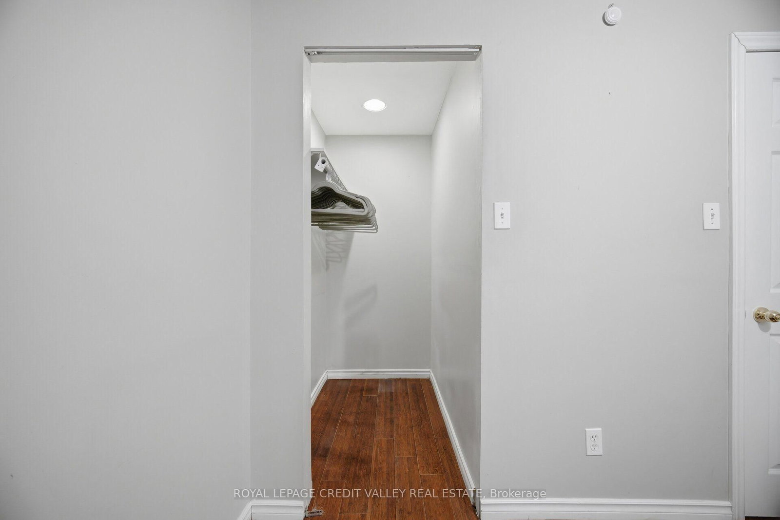 7443 Russian Olive Close • Mississauga, ON photo 43