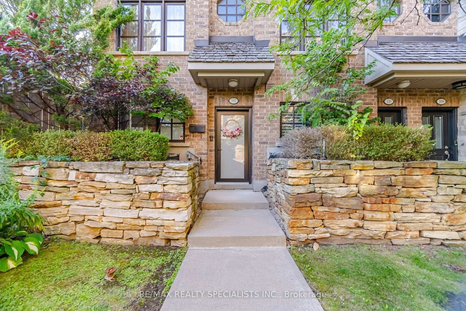 1812 Burnhamthorpe Road E • #112 • Mississauga, ON photo 2