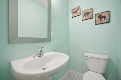 1812 Burnhamthorpe Road E • #112 • Mississauga, ON photo 8