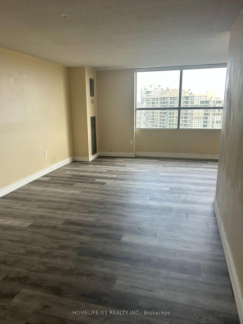 1803 - 40 Panorama Court