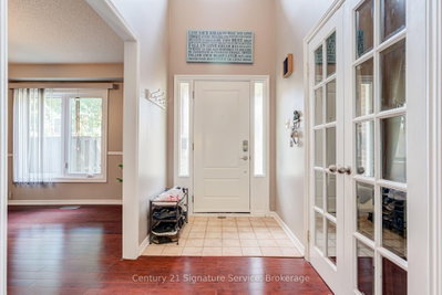 2755 Lindholm Crescent • Mississauga, ON photo 7