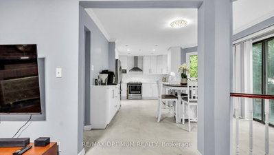 11 Donaldson Drive • Brampton, ON photo 8