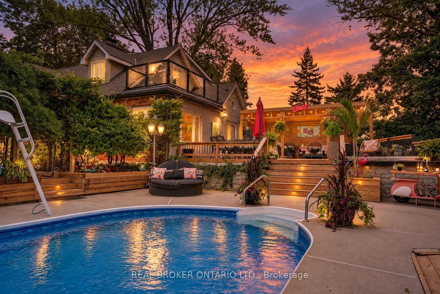 413 Indian Road • Burlington, ON photo 6