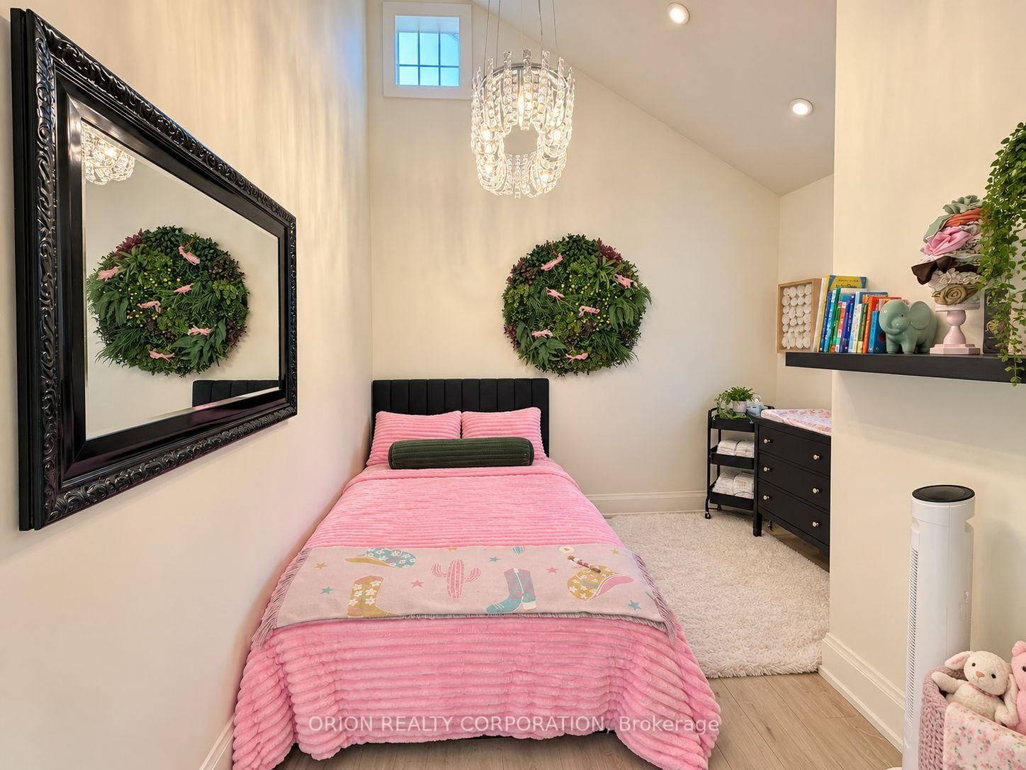 1267 Fisher Avenue • Burlington, ON photo 18