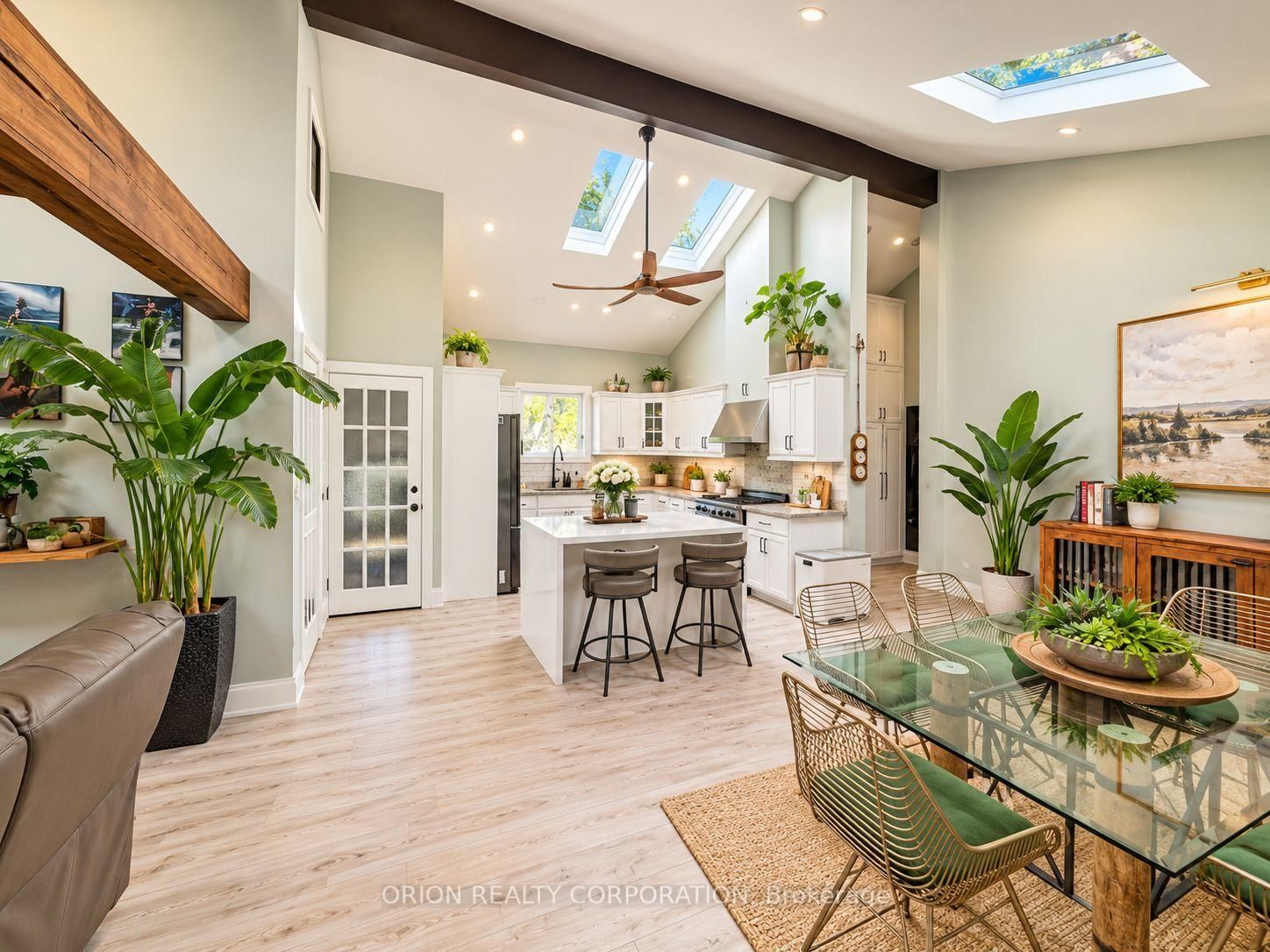 1267 Fisher Avenue • Burlington, ON photo 5