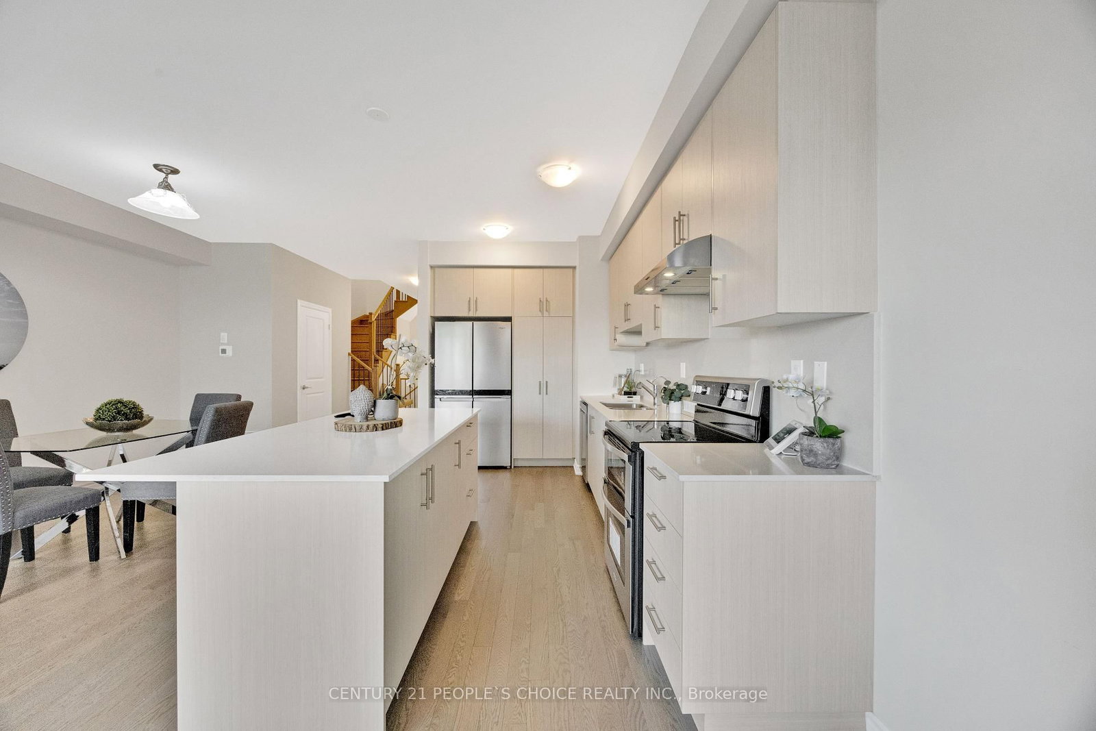 543 Celandine Terrace • Milton, ON photo 16