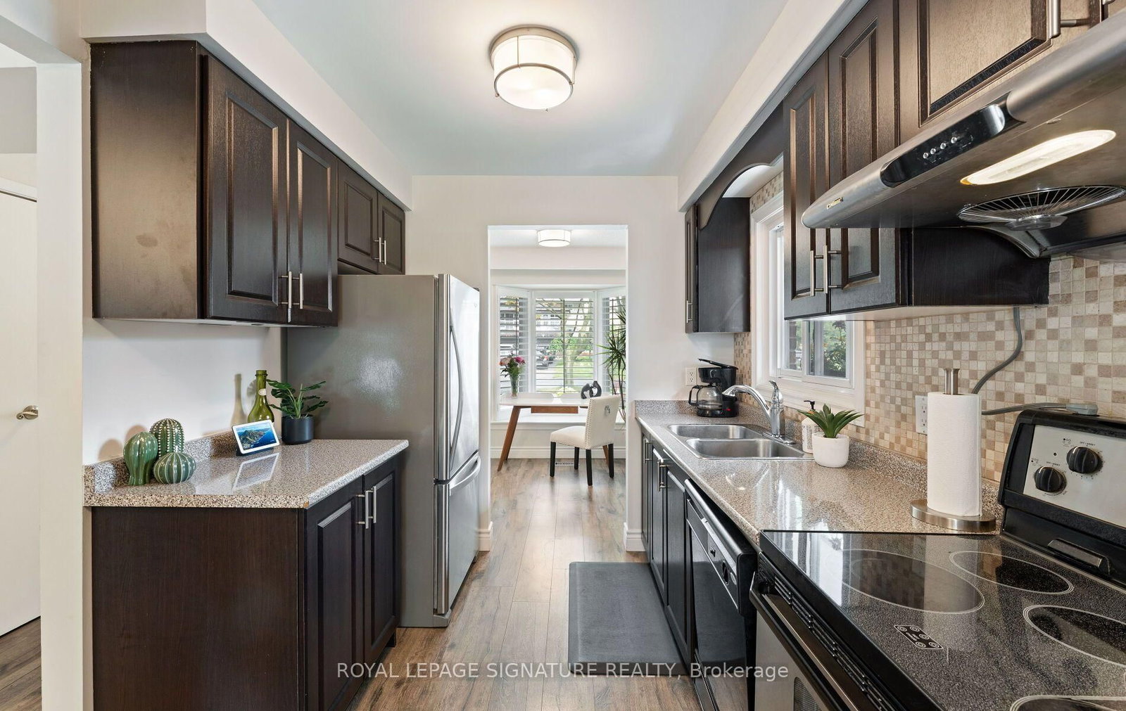 4045 Taffey Crescent • Mississauga, ON photo 11