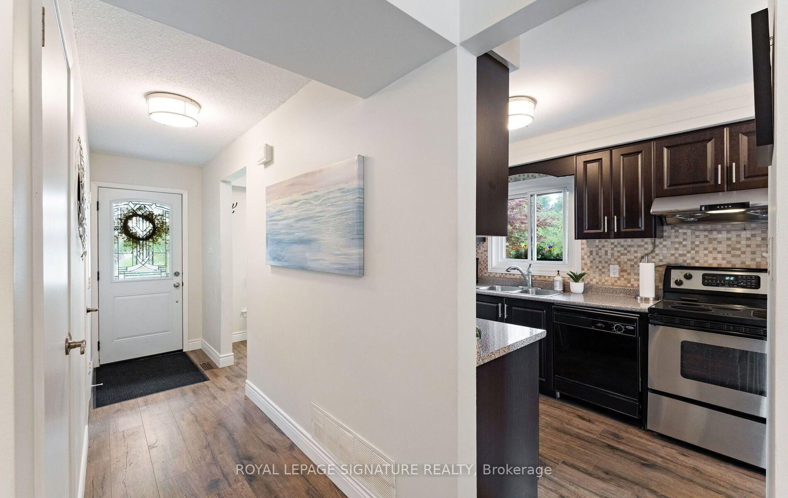 4045 Taffey Crescent • Mississauga, ON photo 5