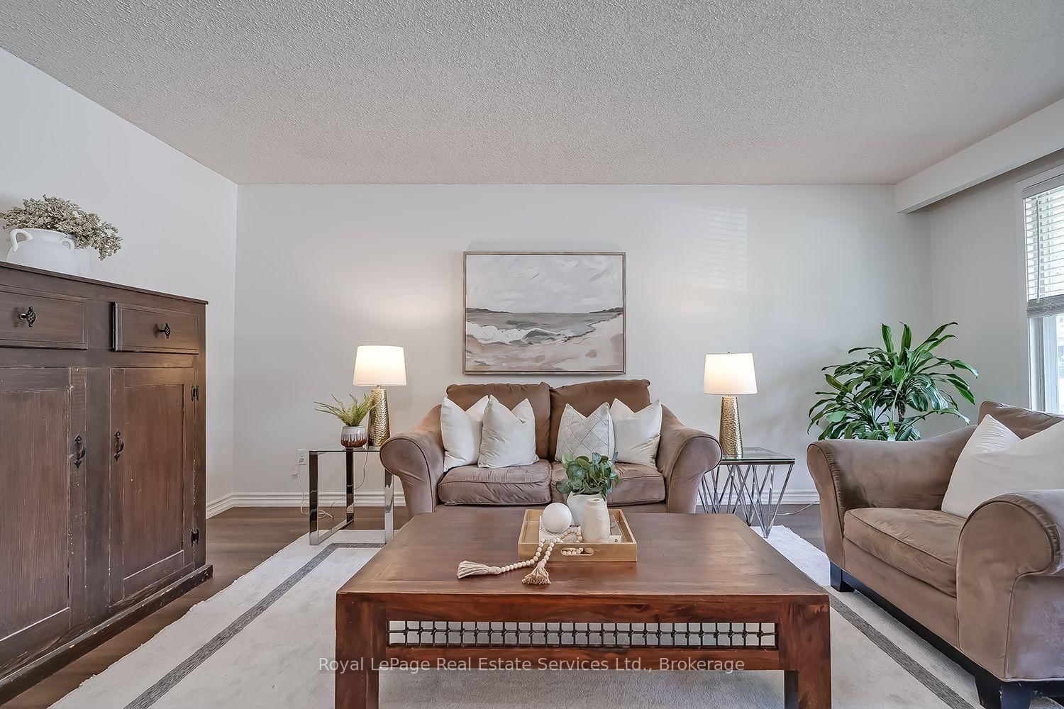 1284 Morgan Court • Burlington, ON photo 6