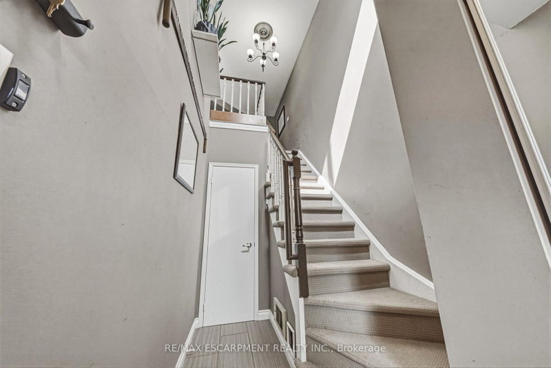 88 - 2530 Northampton Boulevard