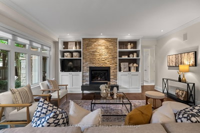 370 Christina Oakville,ON L6K 1H6 — Photo 17