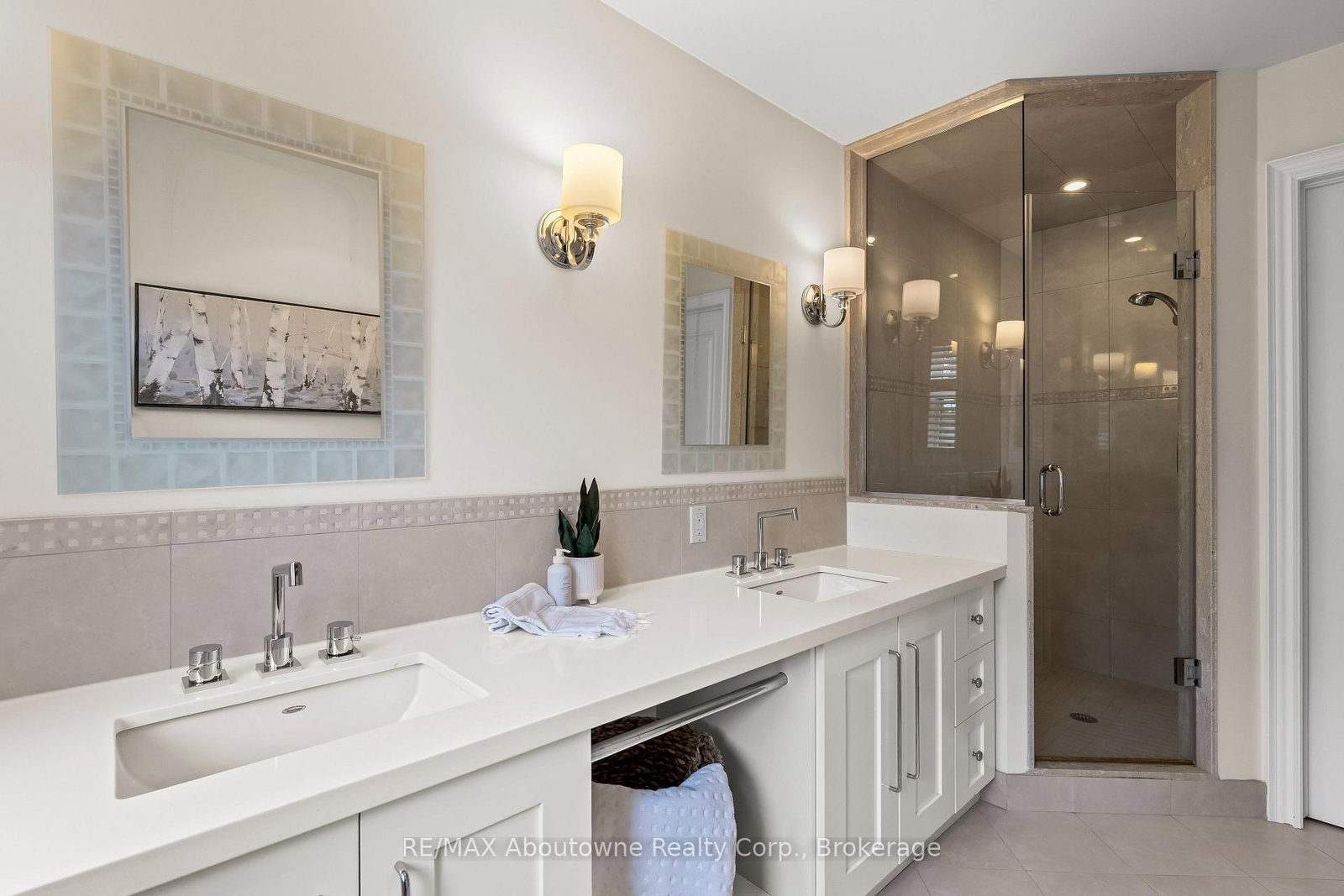 370 Christina Drive • Oakville, ON photo 28