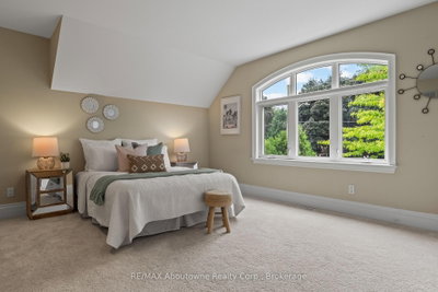 370 Christina Oakville,ON L6K 1H6 — Photo 29