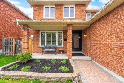 3332 TESTIMONY Square • Mississauga, ON photo 4