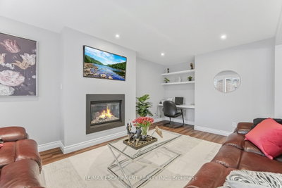 3332 TESTIMONY Square • Mississauga, ON photo 8