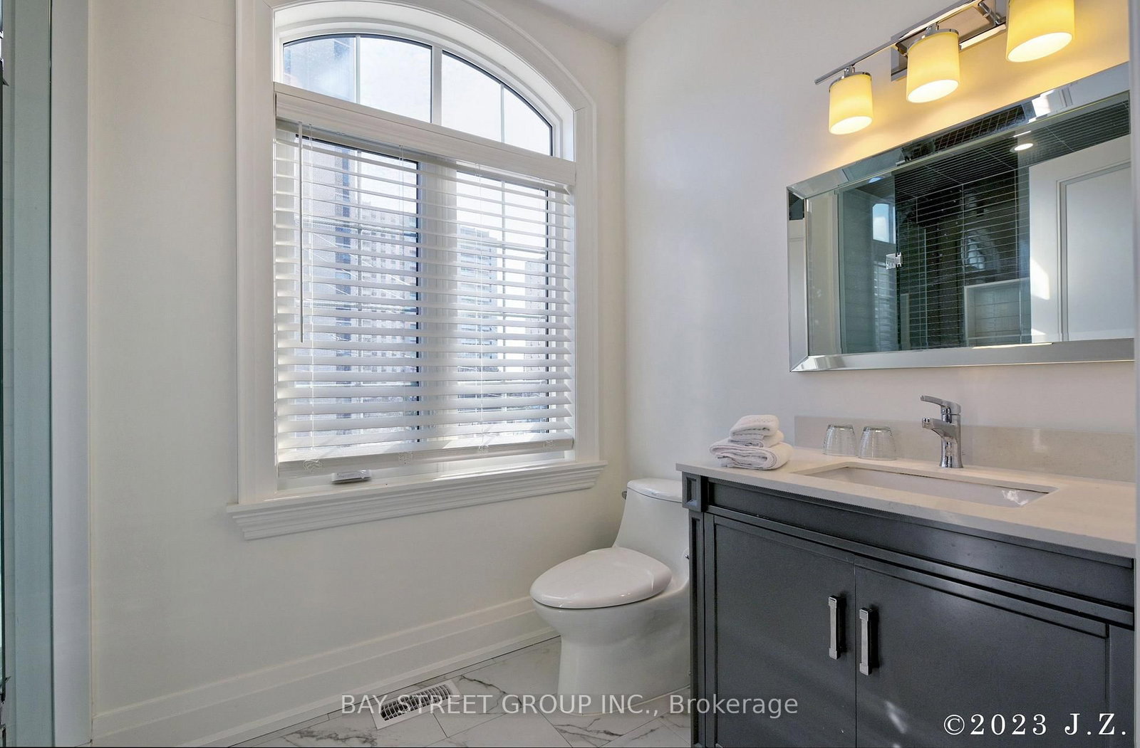 60 Emmett Avenue • Toronto, ON photo 16