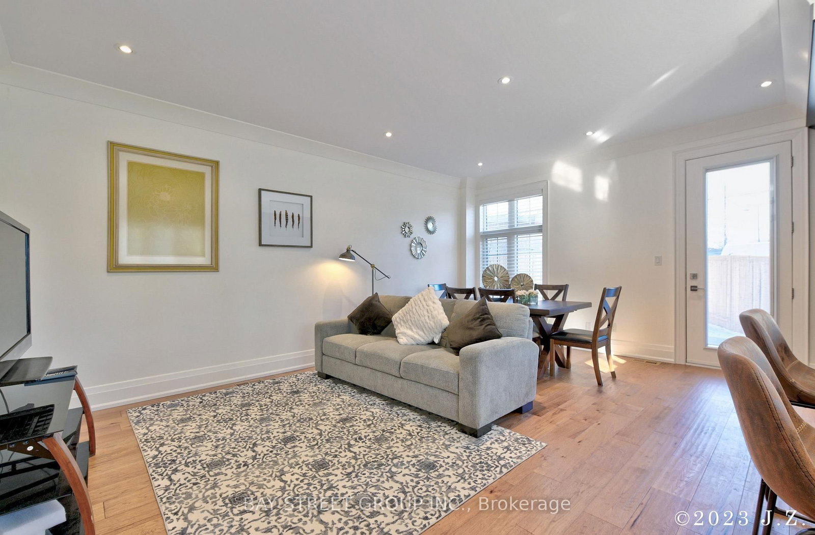 60 Emmett Avenue • Toronto, ON photo 6