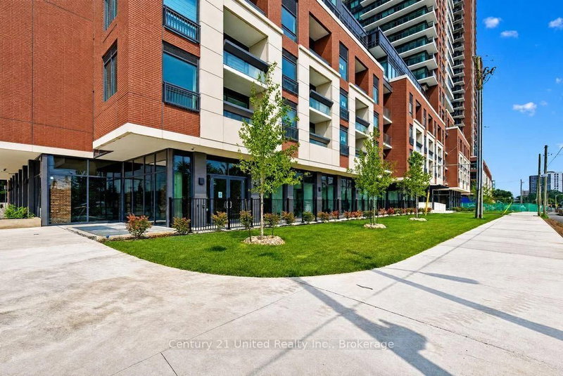 804 - 4010 Eglinton Avenue W