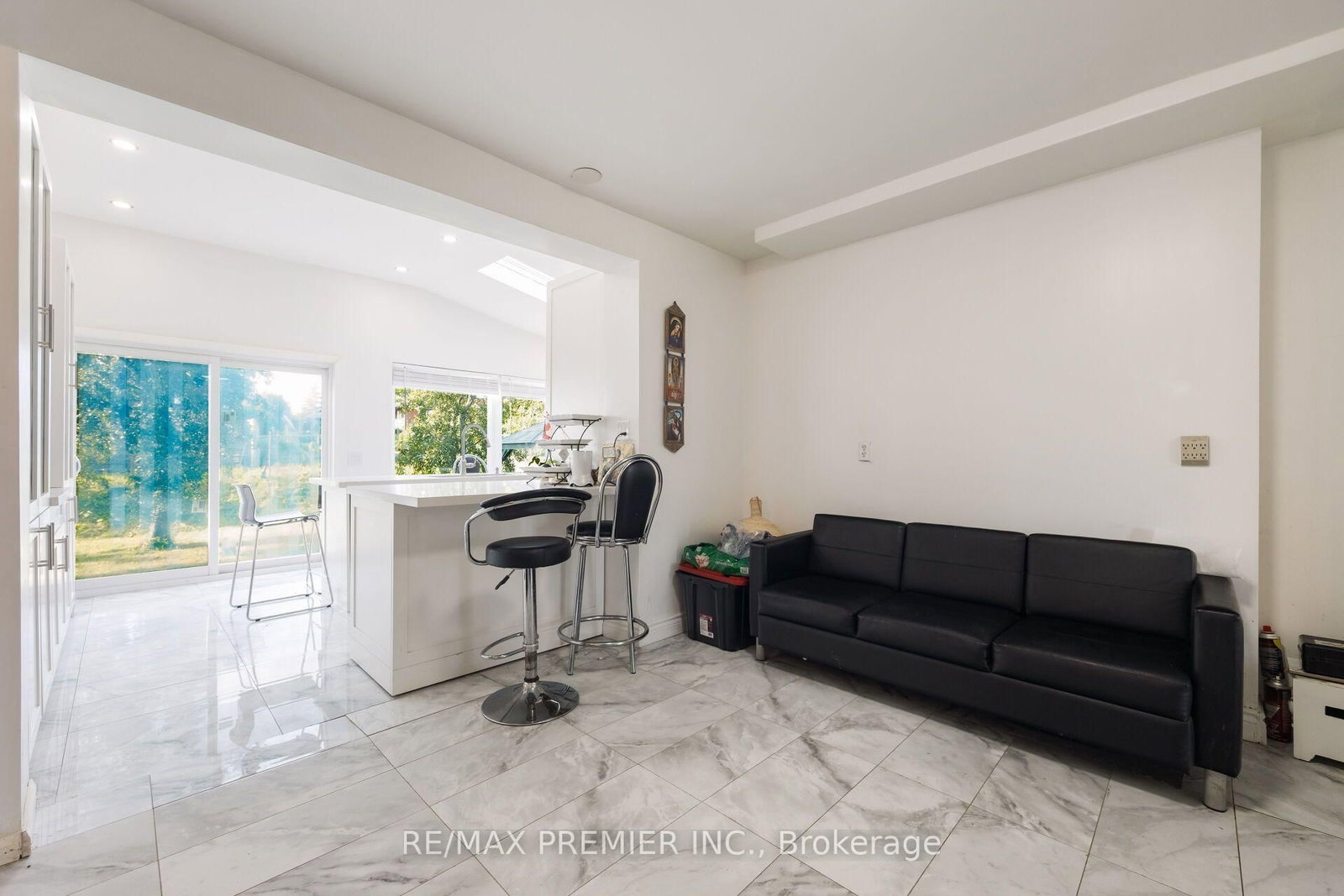 6 Canton Avenue • Toronto, ON photo 19