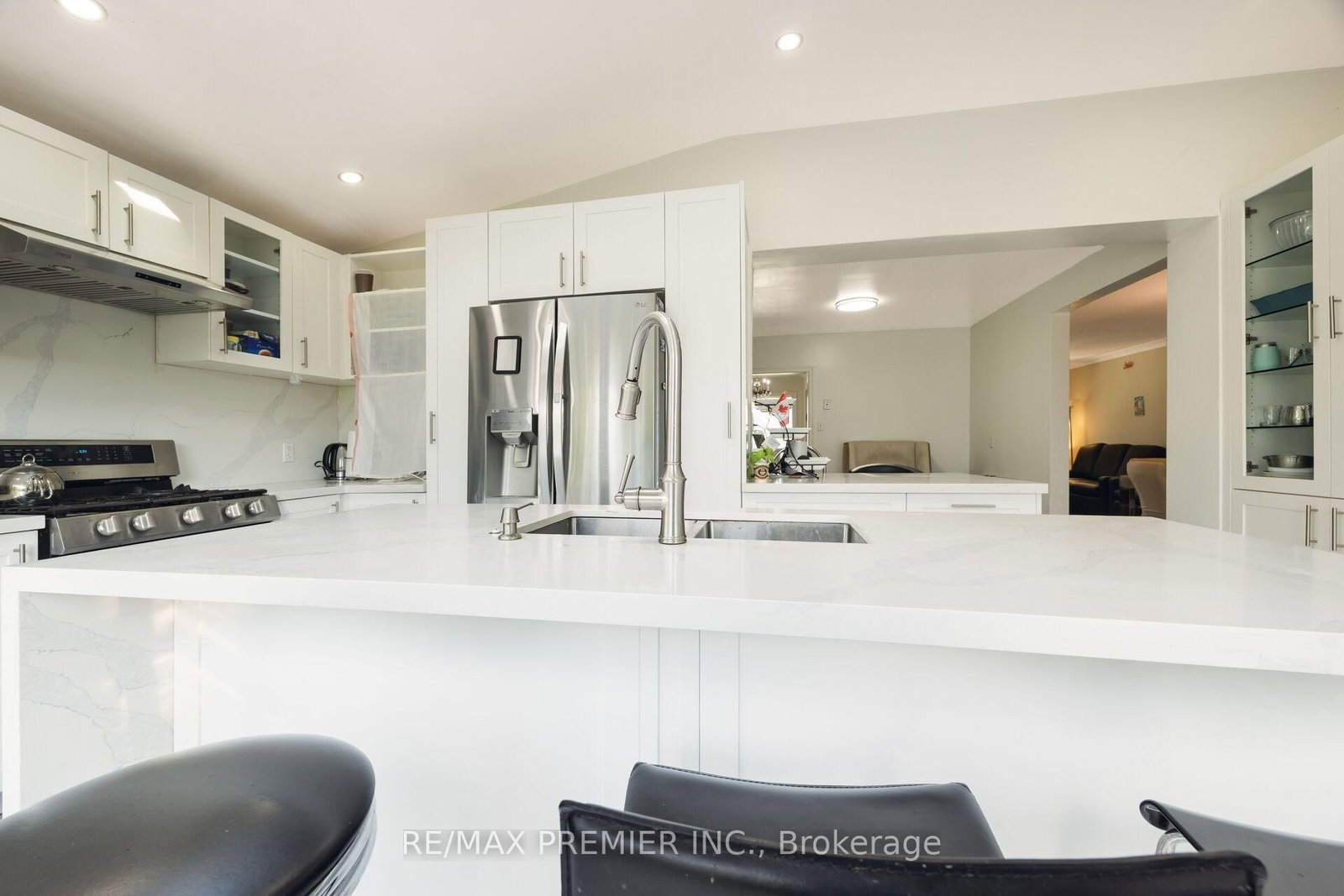6 Canton Avenue • Toronto, ON photo 24