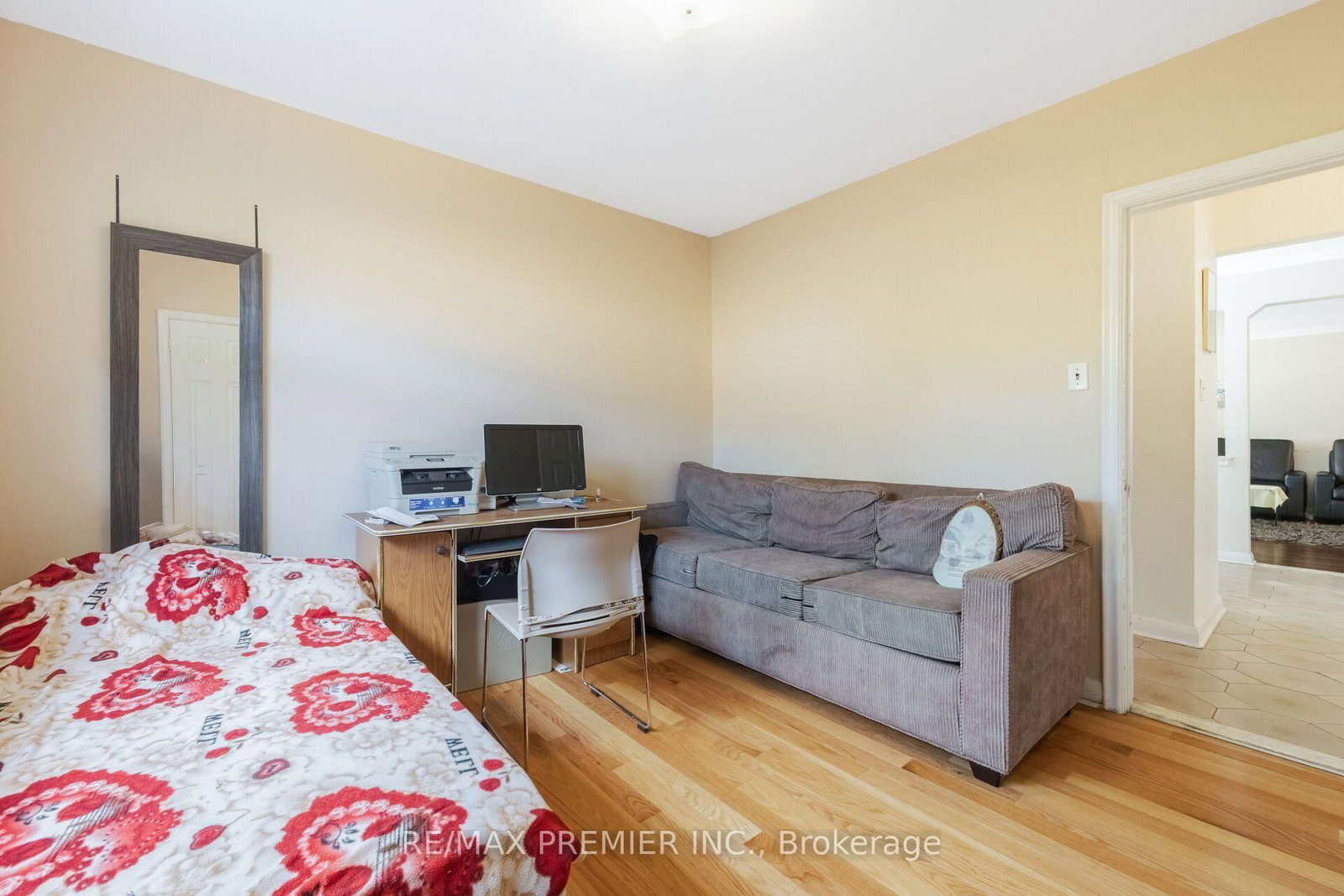 6 Canton Avenue • Toronto, ON photo 37