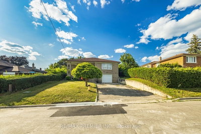 6 Canton Avenue • Toronto, ON photo 4