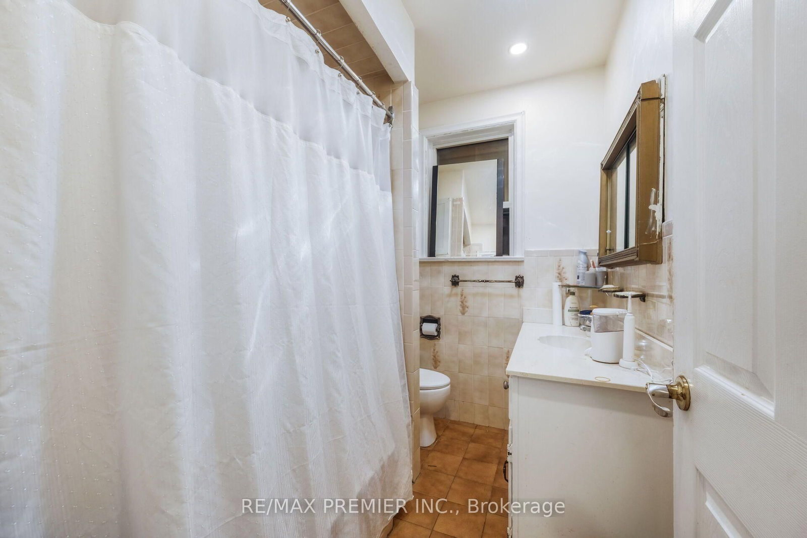 6 Canton Avenue • Toronto, ON photo 40