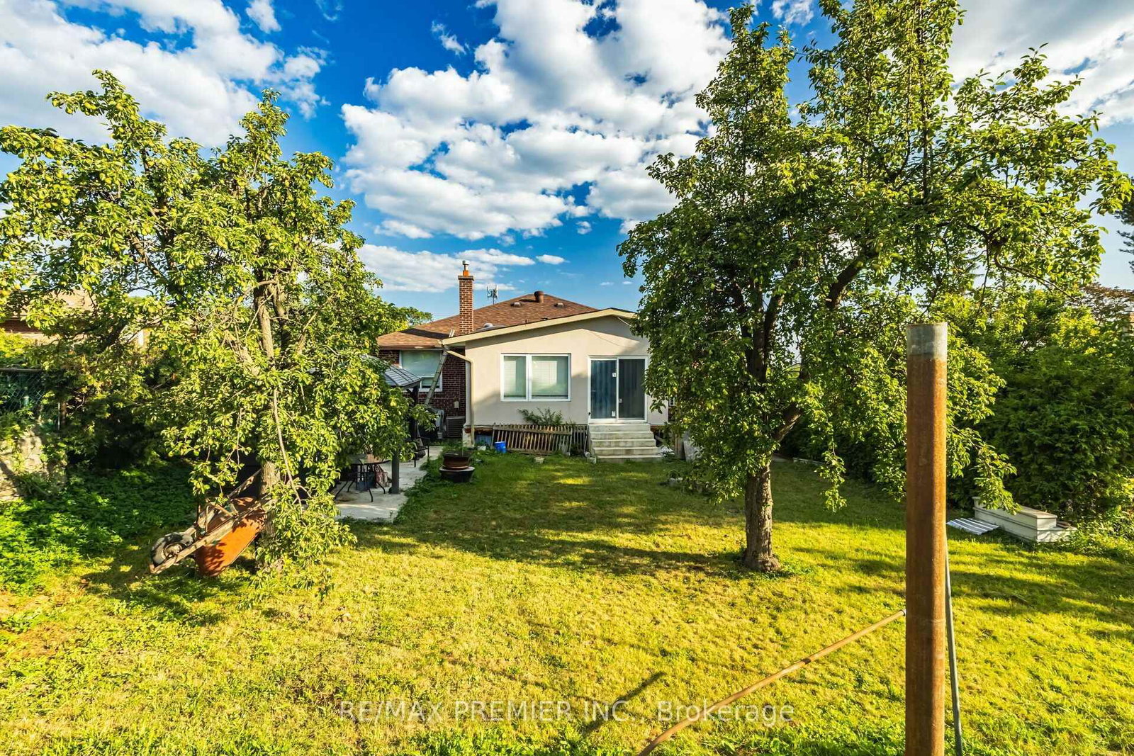 6 Canton Avenue • Toronto, ON photo 50