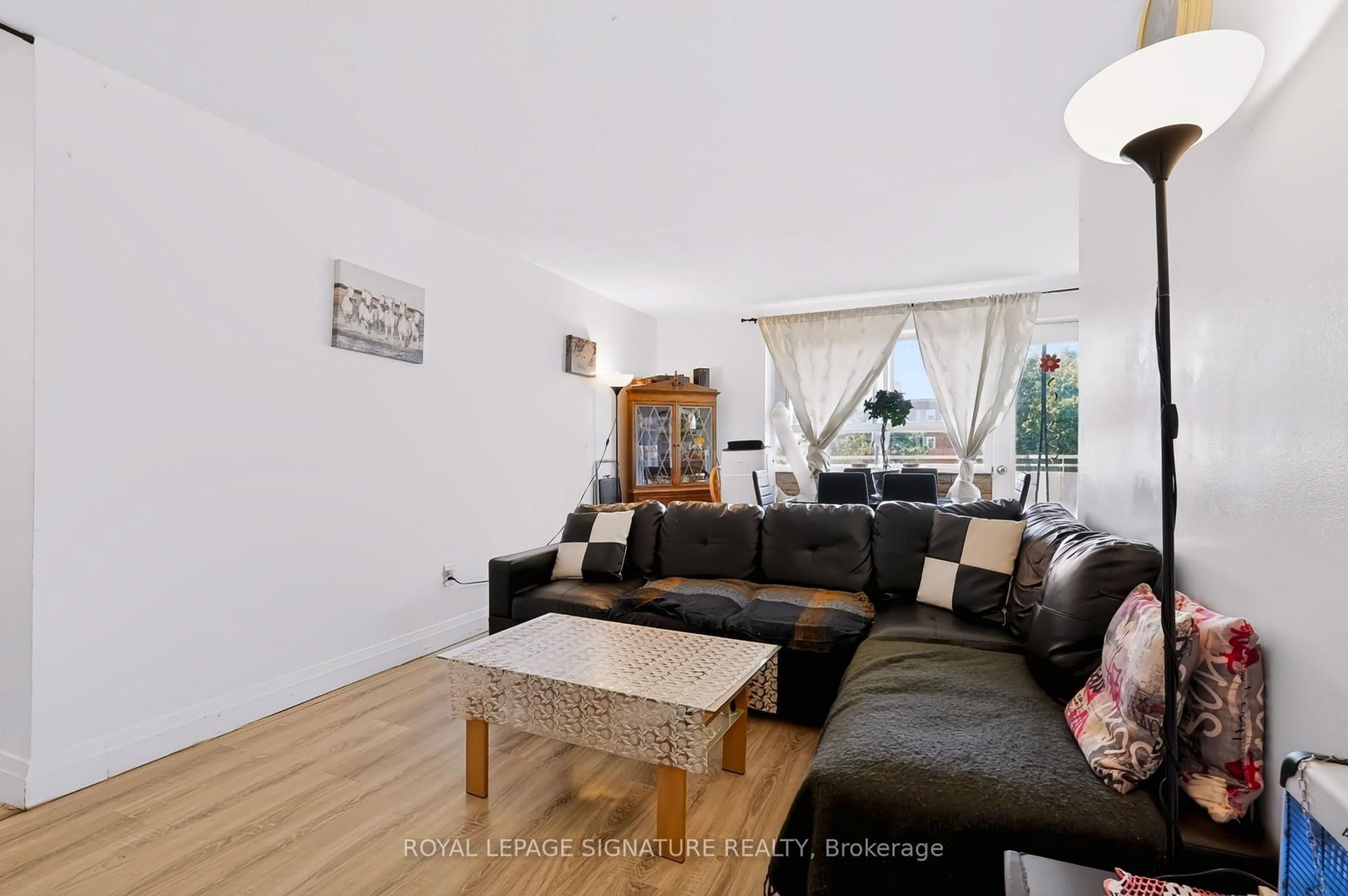 2485 Woking Crescent • #401 • Mississauga, ON photo 4