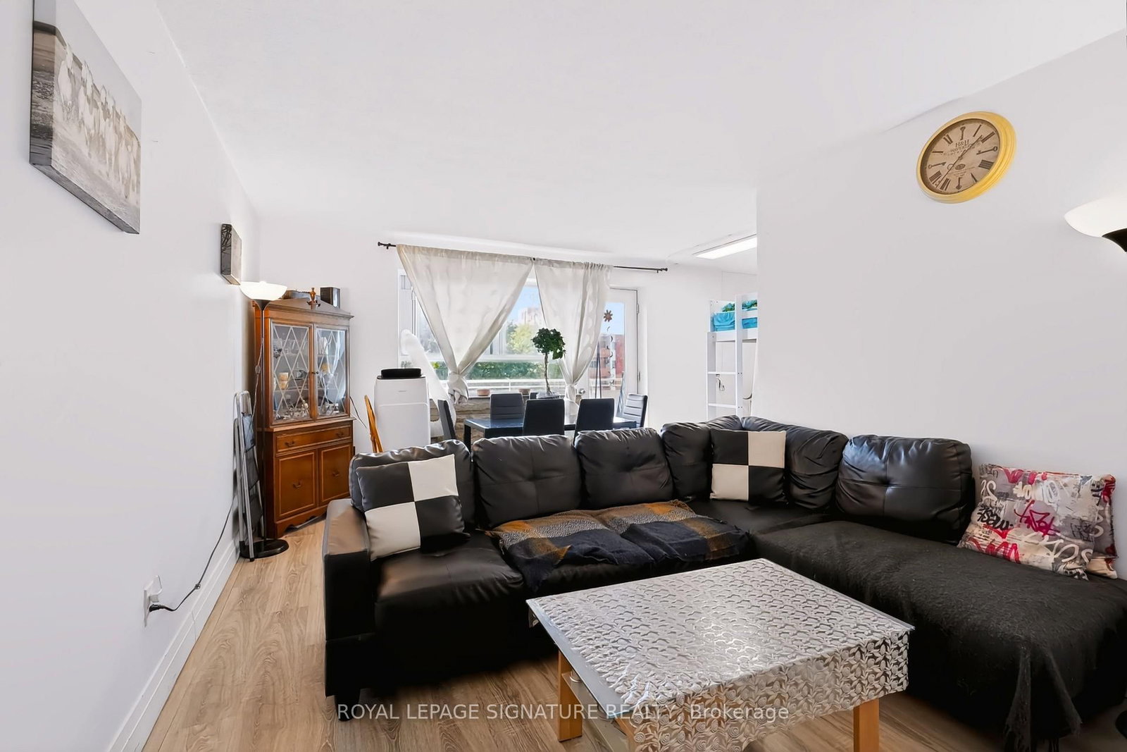 2485 Woking Crescent • #401 • Mississauga, ON photo 5
