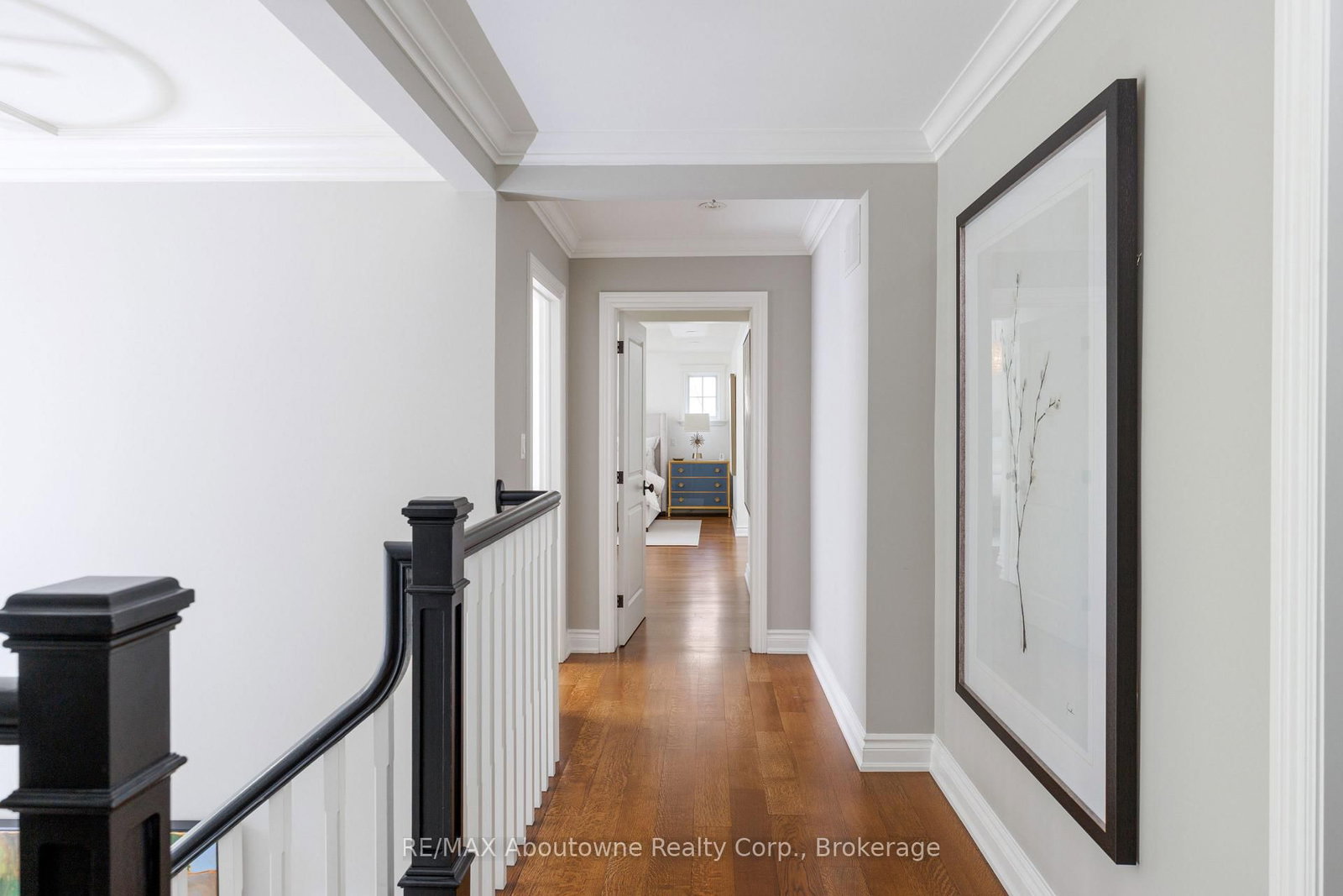 528 Michael Terrace • Oakville, ON photo 28