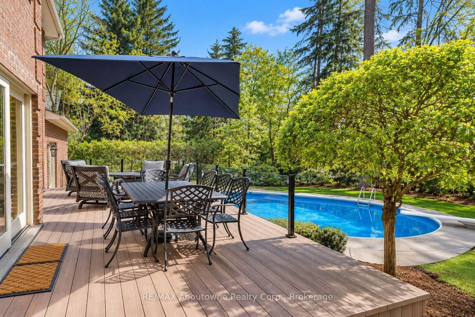 528 Michael Terrace • Oakville, ON photo 46