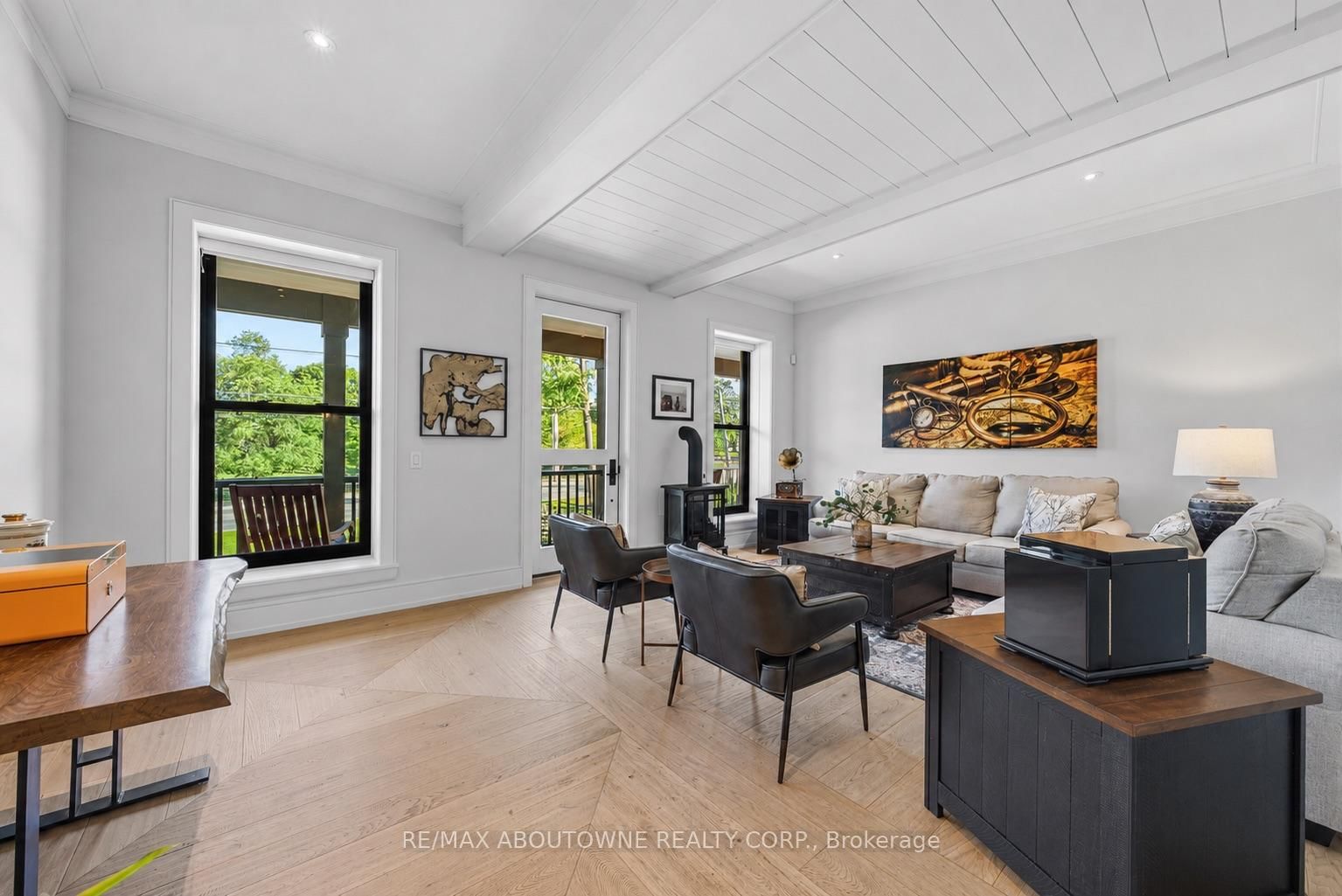 489 Lakeshore Road W • Oakville, ON photo 14
