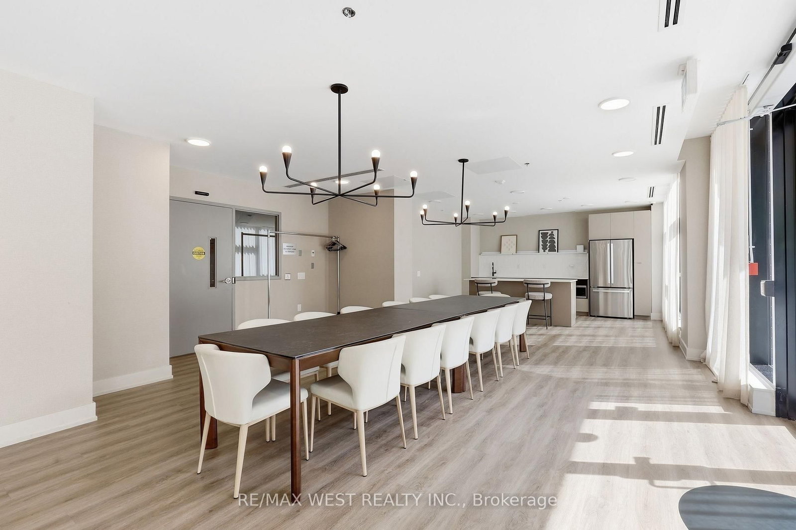 130 Canon Jackson Drive • #302 • Toronto, ON photo 30