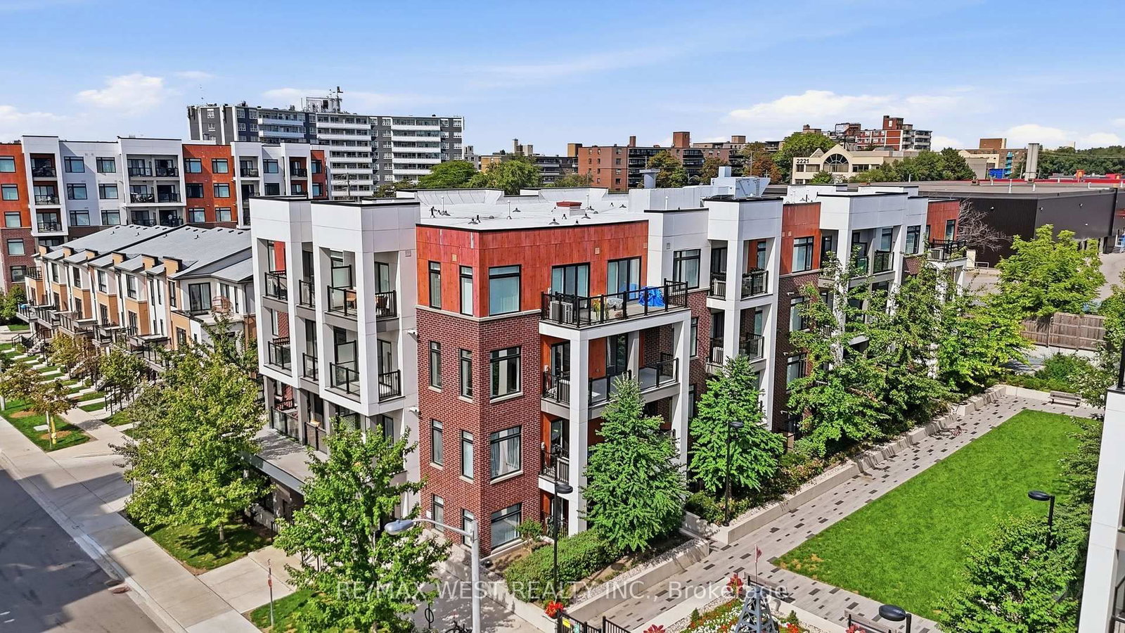 130 Canon Jackson Drive • #302 • Toronto, ON photo 33