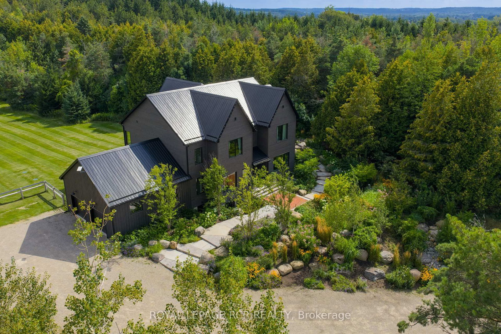 3045 Highpoint Side Road • Caledon, ON photo 48